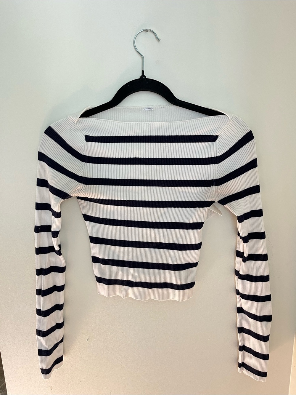 Striped Ribbed Long-Sleeve Top - White & Black